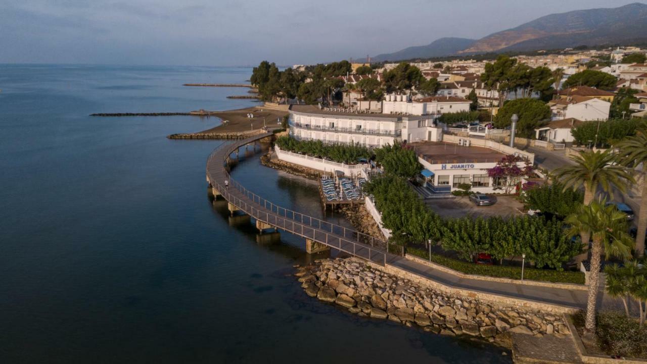 Hotel Restaurant Juanito Platja Sant Carlos de la Ràpita エクステリア 写真